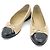 Chanel Scarpe basse bicolore Marrone