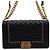 Chanel Borsa a tracolla Boy Medium in pelle di vitello nera con catena dorata Nero - vista 2