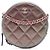 Clutch Redonda Chanel em pele de cordeiro iridescente acolchoada roxa com corrente Roxo