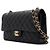 Chanel Borsa a tracolla Classic Medium in caviale nero con catena dorata - vista 3