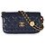 Gabrielle Porta teléfono Chanel Navy Quilted Caviar Twist Your Buttons con cadena Azul - vista 8