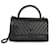 Gabrielle Chanel Small Coco Top Handle Tasche aus schwarzem Caviar-Leder mit Chevron So Black Muster  - Ansicht 7