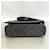 Borsa a tracolla Louis Vuitton Monogram Eclipse District PM Nero - vista 3