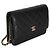 Chanel Portafoglio con catena CC in pelle caviar matelassé nera Nero - vista 4