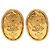Orecchini a clip ovali Crown Chanel CC placcati in oro D'oro