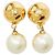 Chanel Coco Mark Vintage vergoldete Clip-Ohrringe mit Kunstperlen Golden