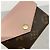 Cartera Tri-fold Louis Vuitton en Rose Ballerine Rosa - vista 5