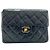 Timeless Borsa a tracolla Chanel Mini Matelassé in Nero - vista 2