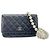 Borsa a tracolla Chanel Matelassé in nero