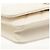 Chanel Un modello Wallet on Chain che completa una silhouette sofisticata utilizzando pelle di agnello soft-touch. Combinando le funzioni di portafoglio e borsa, all'interno sono configurati ampi scomparti per carte e tasche, - vista 4