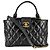 Borsa a tracolla Chanel Matelassé in pelle nera da donna Nero