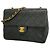 Borsa a tracolla Chanel Mini Matelassé con catena Nero