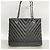 Chanel Shopper aus schwarzem Lackleder - Ansicht 12