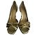 Fendi goldfarbene Leder-Pumps mit Schleife Golden