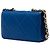 Bolsa Chanel 19 Wallet On Chain em pele de cordeiro acolchoada azul - vista 2
