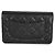 Chanel Portafoglio con catena CC in pelle caviar matelassé nera Nero - vista 2