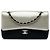 Borsa a tracolla Chanel Medium Classic Bicolor in pelle caviar nera e vitello iridescente, double flap Nero