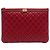 Clutch Chanel Boy O Case Medium de piel de cordero acolchada roja con cadena