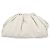 Bottega Veneta Bolso The Pouch Medium de piel Off White Blanco roto