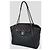 Borsa a tracolla Chanel in pelle matelassé nera con patta CC e borchie Nero - vista 2