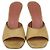 Sandali slide Lupita in camoscio Tan Amina Muaddi Beige
