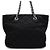 Prada Schwarze gesteppte Nylon-Shopper-Schultertasche mit Kette - Ansicht 4