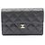 Portafoglio tri-fold Chanel Matelassé in nero