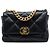 Chanel 19 Flap Medium in pelle di agnello nera Nero