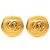 Orecchini a clip rotondi Chanel CC placcati oro D'oro