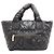 Bolso Tote Chanel Coco Cocoon en Nailon Negro