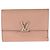 Louis Vuitton Portefeuille Capucines Compact Wallet Rosa
