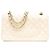 Borsa a tracolla Chanel A01112 in pelle caviar matelassé Bianco - vista 3