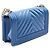 Borsa a tracolla Chanel Boy Chevron V-stitch Blu - vista 2