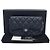Timeless Uma bolsa transversal clássica para telemóvel que combina o icónico couro Caviar da Chanel com uma sofisticada alça de corrente. O seu grão texturado distinto cria uma atmosfera sofisticada e oferece Azul - vista 6