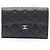 Chanel Matelassé Tri-fold Geldbörse Schwarz
