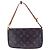 Louis Vuitton Bolsa Pochette Accessoires em Monogram Canvas Marrom