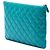 Clutch Chanel Medium Quilted Patent O Case Blu - vista 2