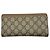 Cartera larga Gucci GG Marmont en piel rosa - vista 3
