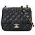 Chanel Mini Matelassé Schultertasche mit Kette Schwarz