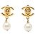 Orecchini a clip Chanel CC bianchi con perle sintetiche e chiusura girevole placcata oro Bianco
