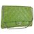 Borsa a tracolla CHANEL Matelasse in vernice verde con CC argento Auth ti3998A