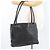 Borsa Tote CHANEL Pelle Caviar Nero Oro CC Auth bs35194 D'oro - vista 24