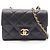 Timeless Chanel Matelassé Small Flap Schultertasche Schwarz