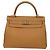 Hermès Bolsa Kelly Retourne 28 em couro Biscuit Clemence com hardware dourado Hermes Marrom