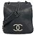 Bolsa de ombro Chanel em couro preto