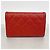 Cartera tri-fold de Chanel en piel de becerro granulada roja - vista 10