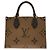 Bolso Louis Vuitton Monogram Giant OnTheGo PM Castaño - vista 2