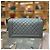 Le Boy Bolsa Chanel Boy Medium Cinza Couro - vista 2