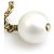 Boucles d'oreilles pendantes Chanel dorées et blanches - vue 10