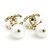 Boucles d'oreilles pendantes Chanel dorées et blanches - vue 5